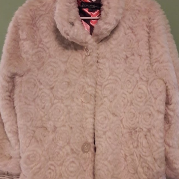 Off white faux fur Dollhouse Outerwear Short coat. - Picture 1 of 2